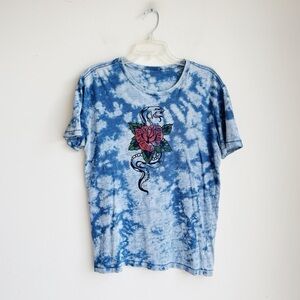 GAP Blue Tie Dye Tattoo Snake Tee Shirt Size Small